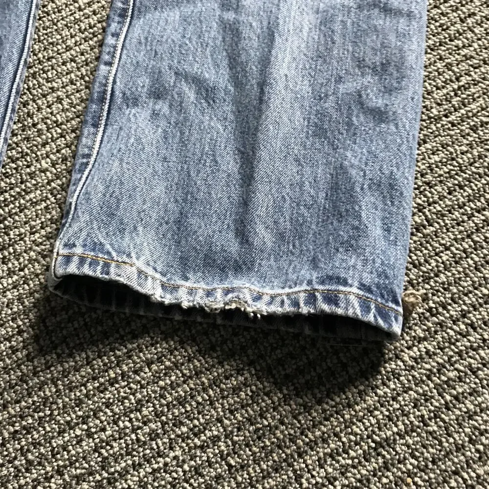 levis 501 38x30 button fly‎